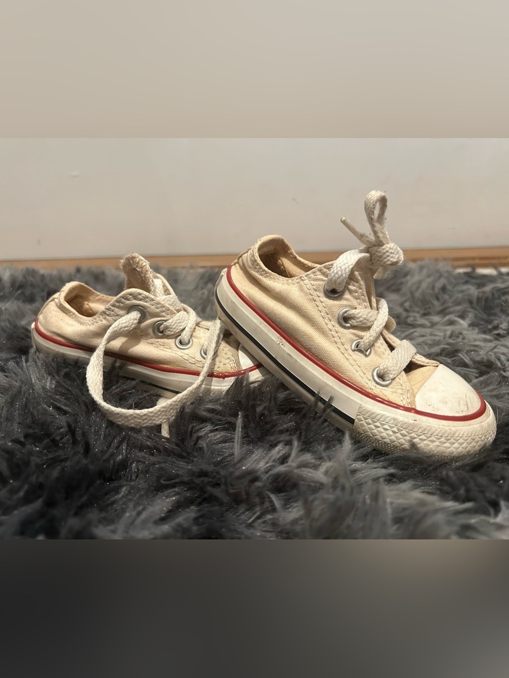Toddler Converse All Stars Size 5
